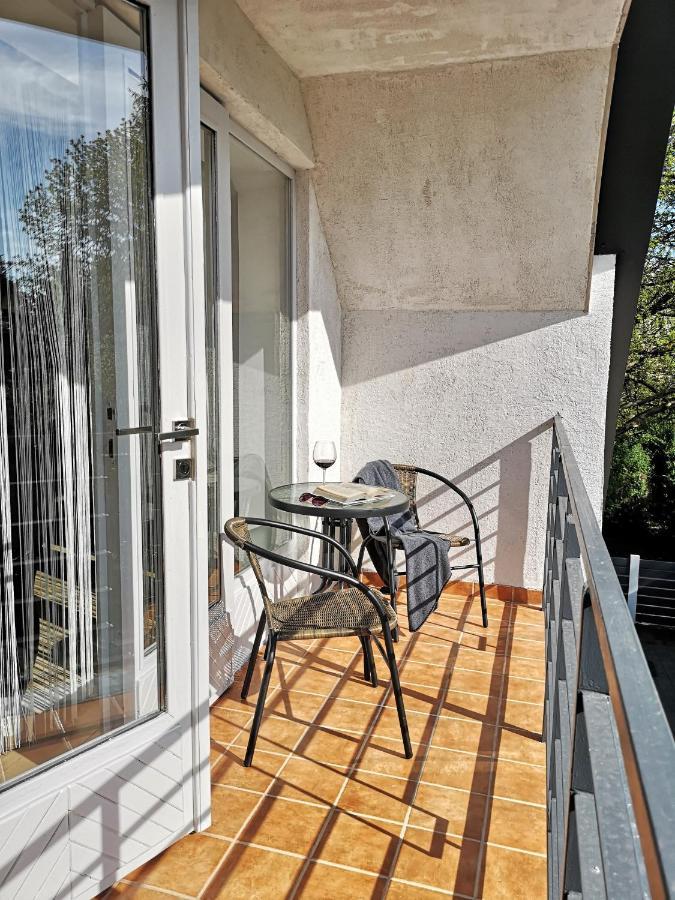 Otium Wellness Apartmanhaz Balatonakarattya Exterior photo