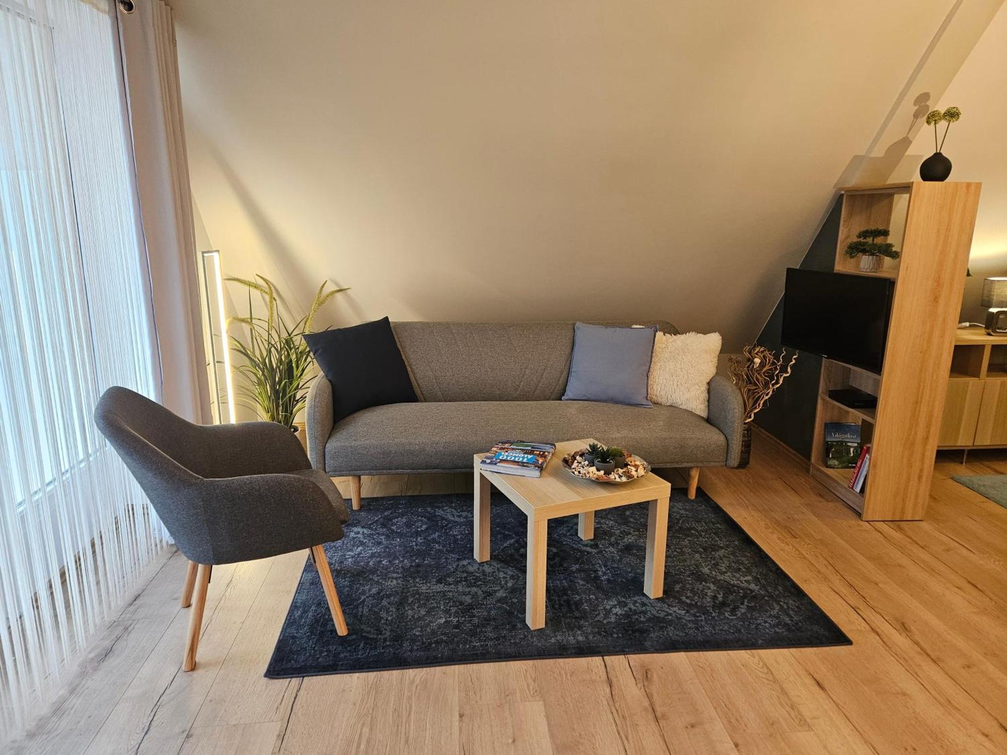 Otium Wellness Apartmanhaz Balatonakarattya Exterior photo
